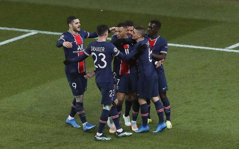 票数不敌新星！詹姆斯首轮仅排西部第9，媒体质疑投票有黑幕？